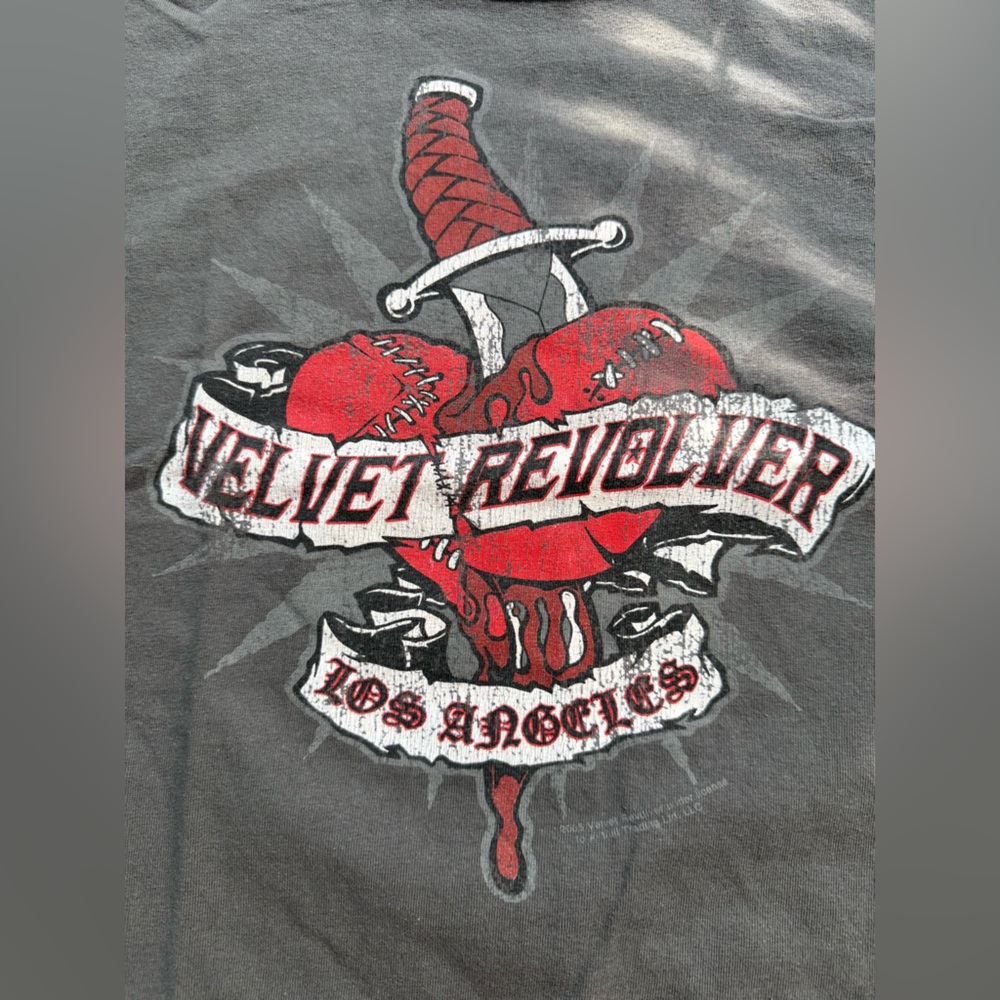 Velvet Revolver Los Angeles Gray Graphic Tee with Red and White Design Large